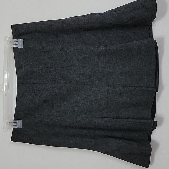 Women's Express Wool Pleated Skirt, Gray, Size 4, EUC - Picture 1 of 6